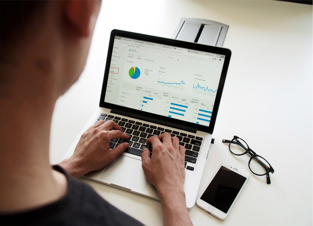 SEO Consultant reporting on statistics in Google Analytics